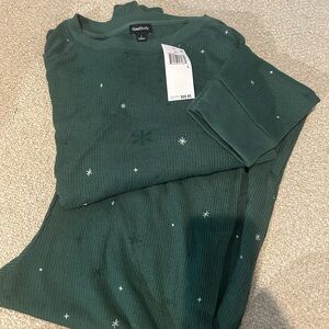 GeoBody Green Women's Sweater